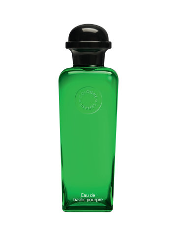 Eau de Basilic Pourpre je pozváním k obědu, který trvá celé odpoledne. Hlavní ingrediencí nové unisex kolínské je fialová bazalka. Tuhle bylinu ale nelze destilovat, a tak se parfumérka Christine Nagel ubírá cestou vlastní interpretace.