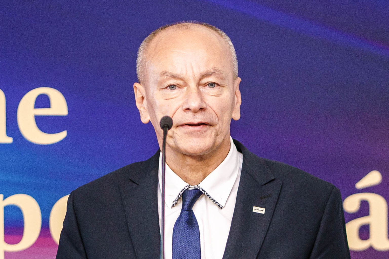 Jiøí Štefl, generální øeditel spoleènosti OPTOKON, PwC Firma roku 2023 Kraje Vysoèina