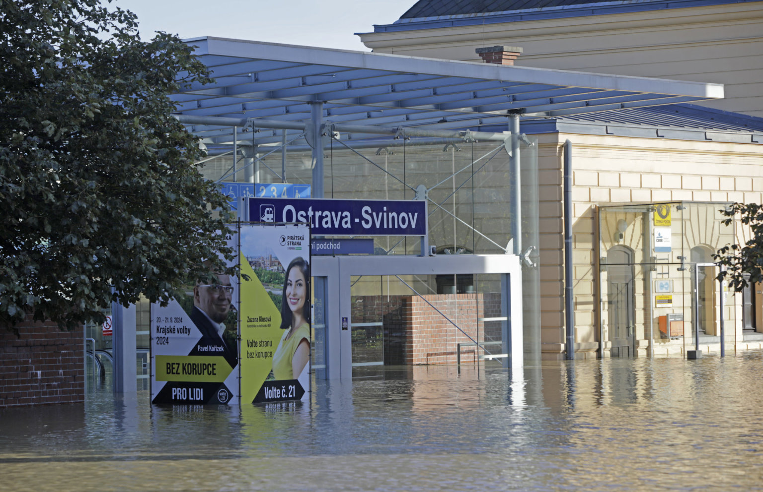 Zaplavená stanice Ostrava-Svinov