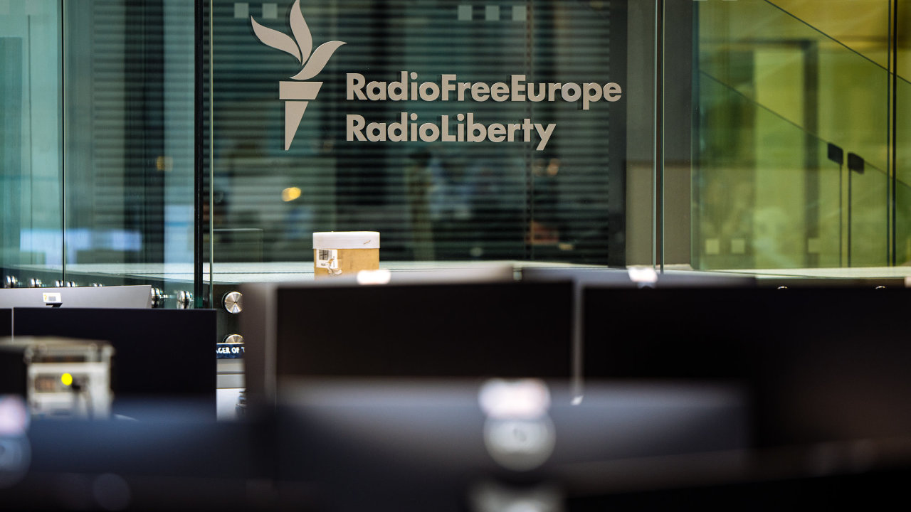 Stanici Radio Farda provozuje americk� R�dio Svobodn� Evropa / R�dio Svoboda...