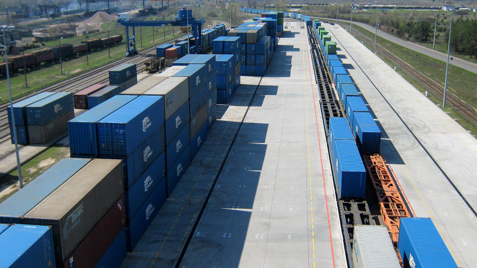 PKP Cargo chce podpoøit železnièní dopravu mezi Èínou a EU