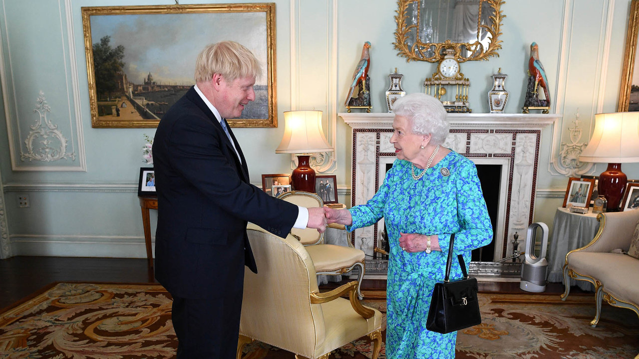 Boris Johnson zdvodnil krlovn Albt II. svj nvrh na ptitdenn pestvku v zasedn britskho parlamentu liv, konstatoval nepmo britsk soud.
