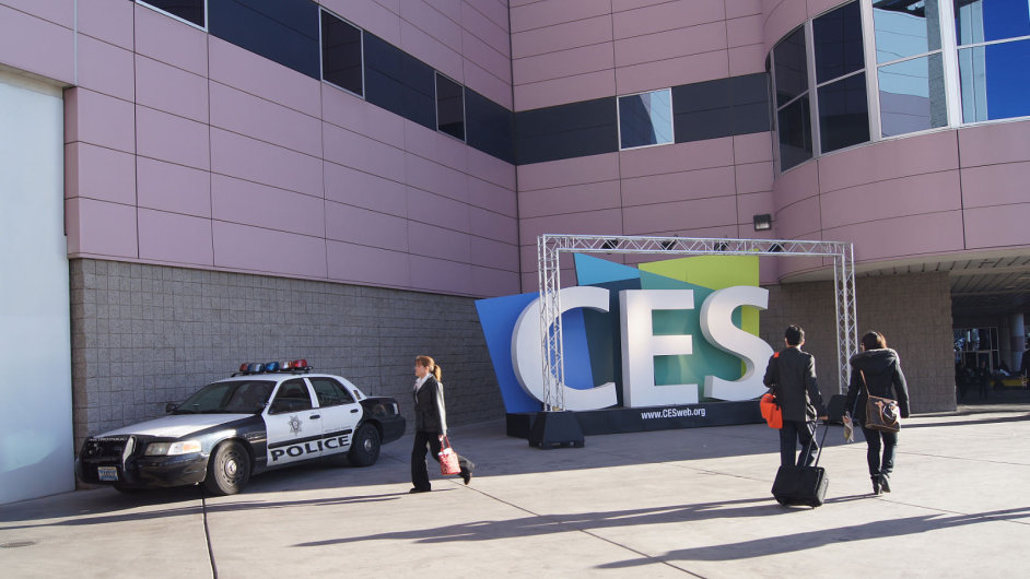 CES 2011 - výstavištì v Las Vegas