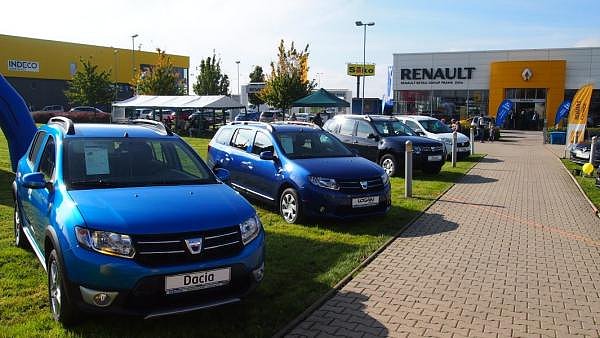 Dacia slav&iacute; 10 let na �esk&eacute;m trhu