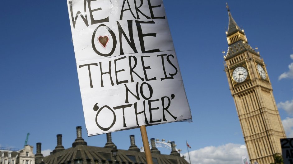 I v Londn protestovali lid na podporu uteenc.