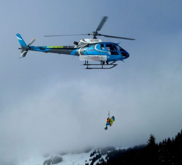 Jak&aacute; je pr&aacute;ce u leteck&eacute; z&aacute;chrann&eacute; slu�by v Alp&aacute;ch