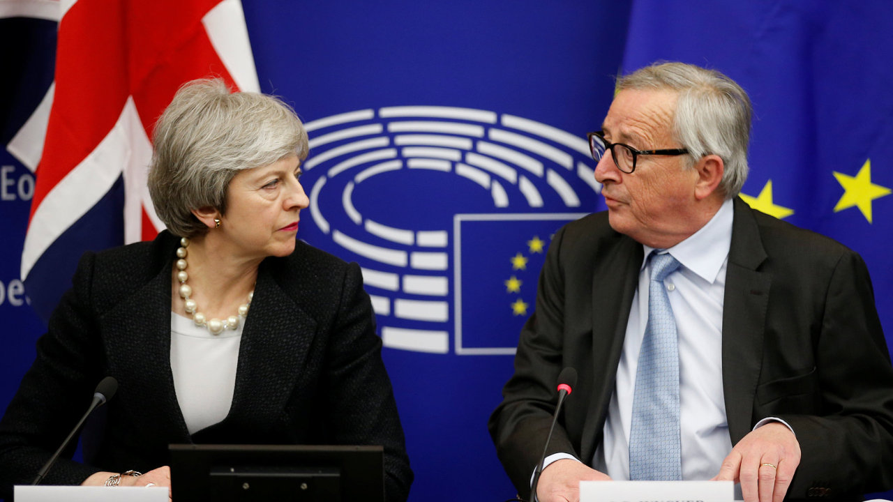 pedseda Evropsk komise Jean-Claude Juncker, Theresa Mayov, brexit, EU