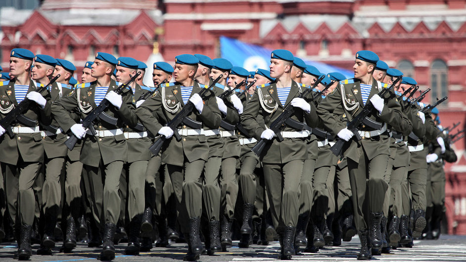Vojensk pehldka v Moskv, Ilustran foto