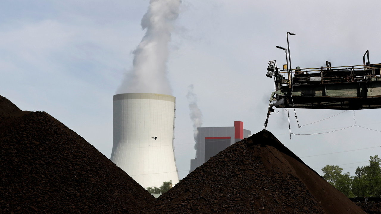 Polsko potøebuje pomìrnì rychle nahradit uhlí, z nìhož se v zemi vyrábí pøes 80 procent elektøiny, jiným zdrojem. Jádro je tedy první na øadì.