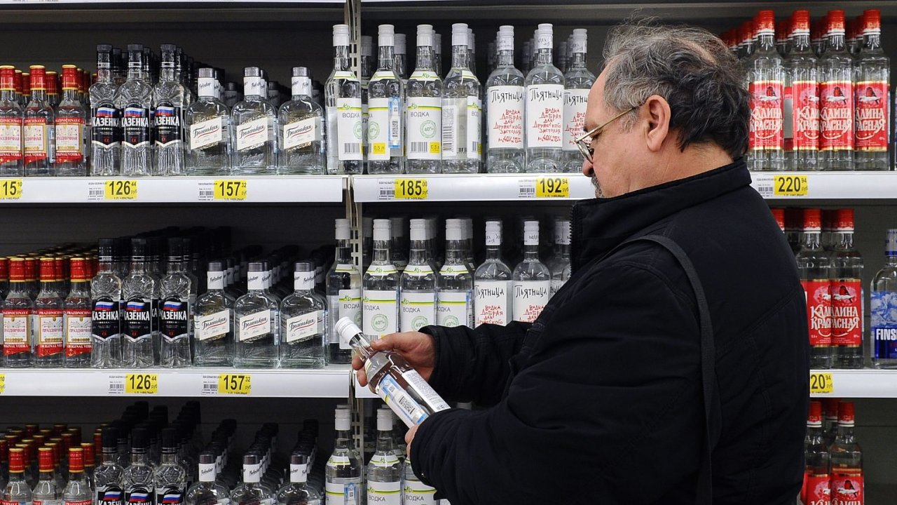 vodka v ruskch obchodech, hypermarket