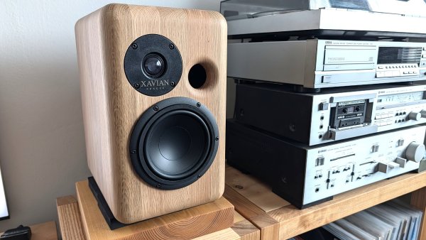 TEST: Překvapivě nízká cena a přirozený zvuk. Reprosoustavy Xavian Unica ukazují nezvyklou tvář českého butikového výrobce