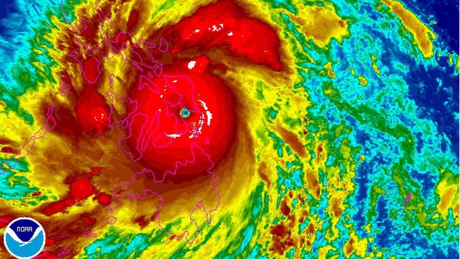 Satelitn snmek tajfunu Haiyan.