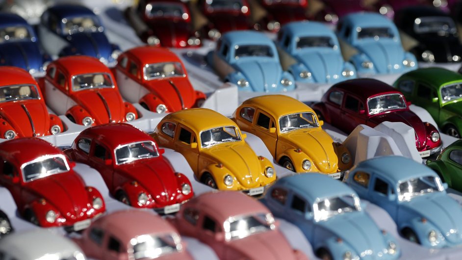 Automobilka Volkswagen vykzala v roce 2014 rekordn zisk. S vyhldkami je opatrn.