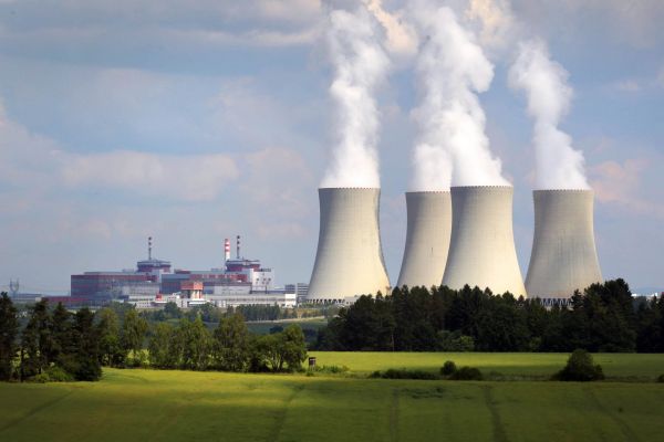 Policie zvýšila dohled nad Jadernou elektrárnou Temelín už na sklonku loňského roku. Nyní se bezpečnostní opatření na jihu Čech opět zvýšila.