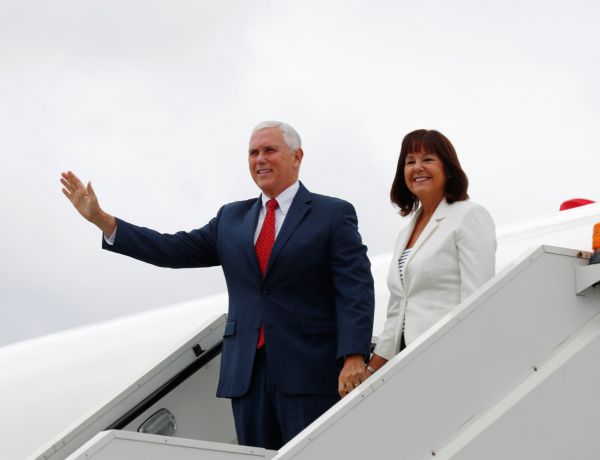 Pence, USA, Estonsko