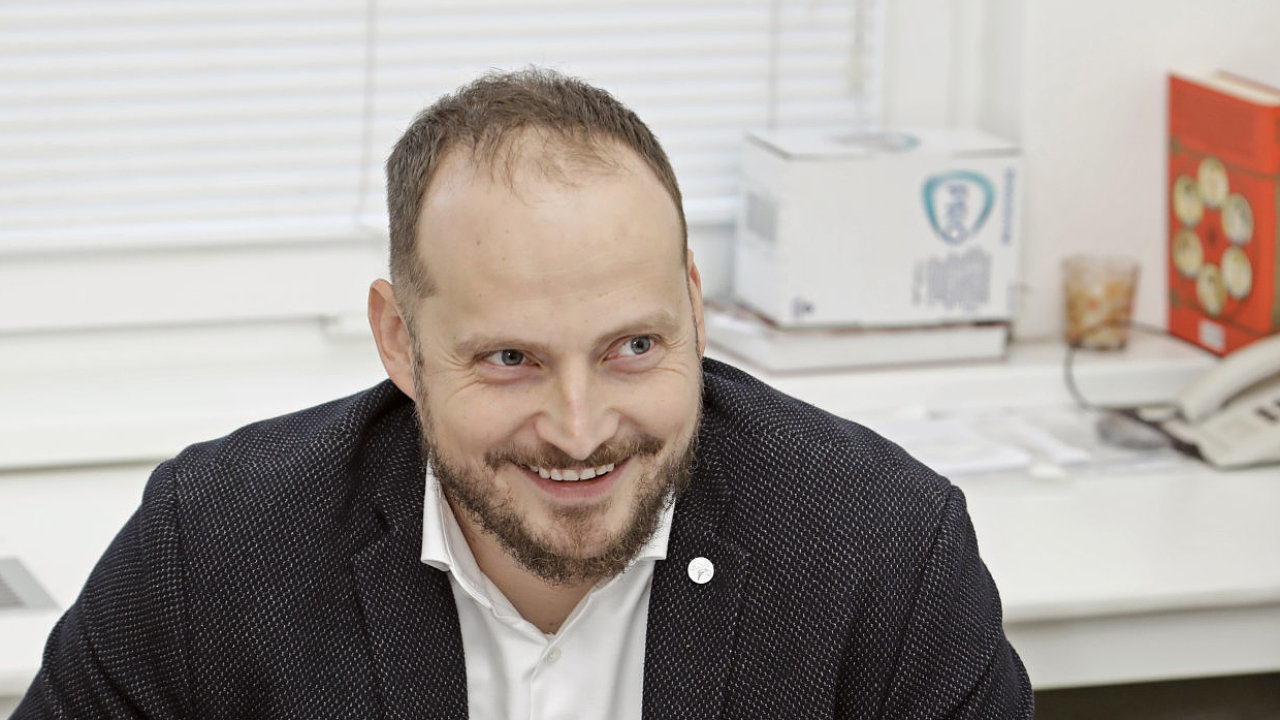 Pomoc telemedicny zatm vevznici ordinuj pouze praktit lkai. Se slubou jsme spokojeni, chceme ji proto rozit opsychiatry akoae.