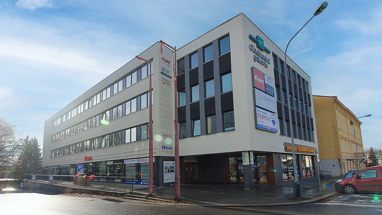 EFI Obchodn� Galerie, byty a kancel��e, Jihlava – n�stavba