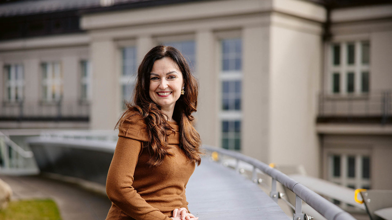 Zuzana Ke�k�ov�