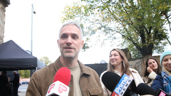 Komun�ln� a sen�tn� volby 2026, Pir�ti