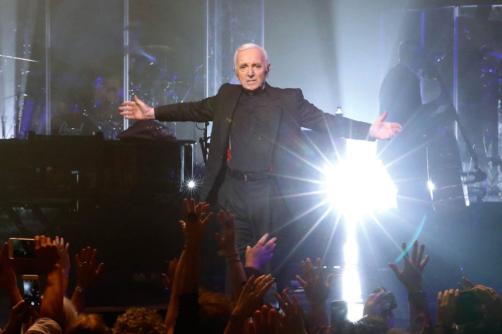 Charles Aznavour, hudební skladatel, textař, zpěvák, herec, podnikatel a diplomat Charles Aznavour, hudební skladatel, textař, zpěvák, herec, podnikatel a diplomat