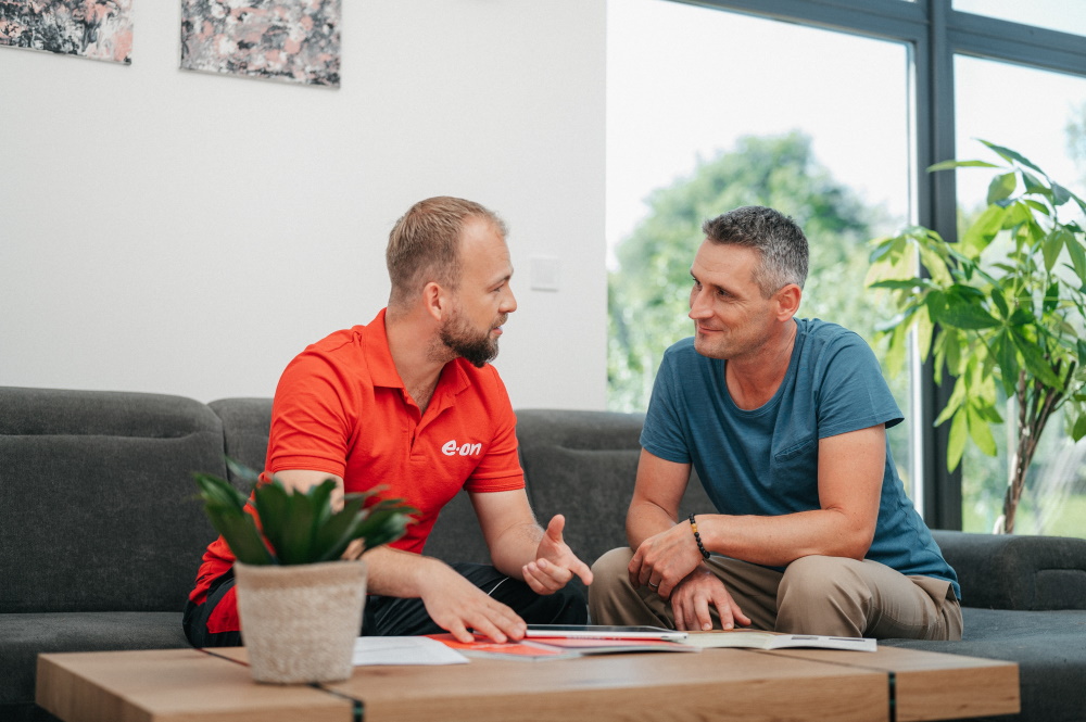 E.ON sniuje ceny energii pro sv stle klienty. Od z zlevn o 10% nefixovan produkty.