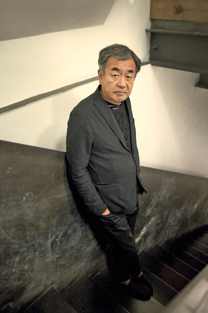 Přední osobnost současné japonské architektury Kengo Kuma