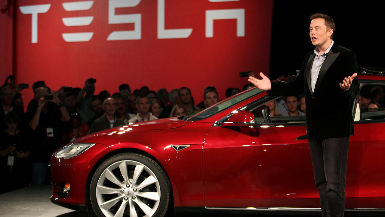 Modely Tesla 3 a Tesla Y tvoily pes 97 procent celkov losk vroby automobilky. Elona Muska to ale netrp  v tomu, e poptvka po tto dvojici aut bude i nadle hodn siln.