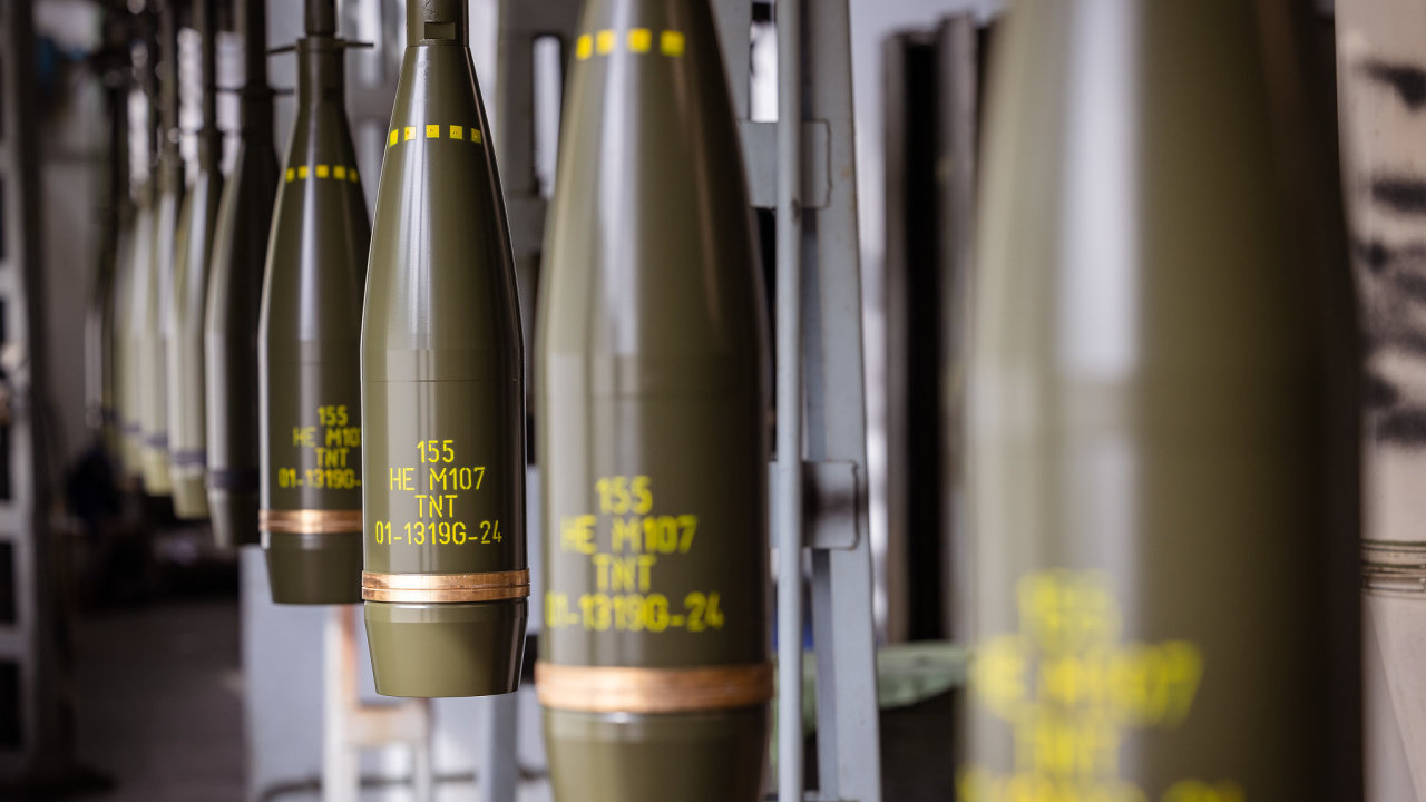 STV Group je jednou z nejvtch vrobnch firem obrannho prmyslu ve stedn Evrop a jedinm vrobcem velkorov munice v esku.