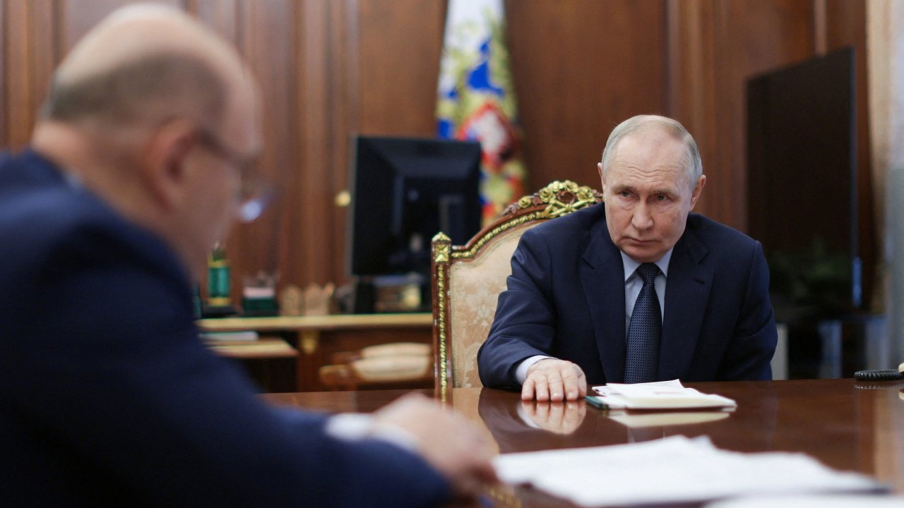 Je to vce, ne jsme oekvali, ekl podle AFP rusk premir Michail Miustin na setkn s ruskm prezidentem Vladimirem Putinem.