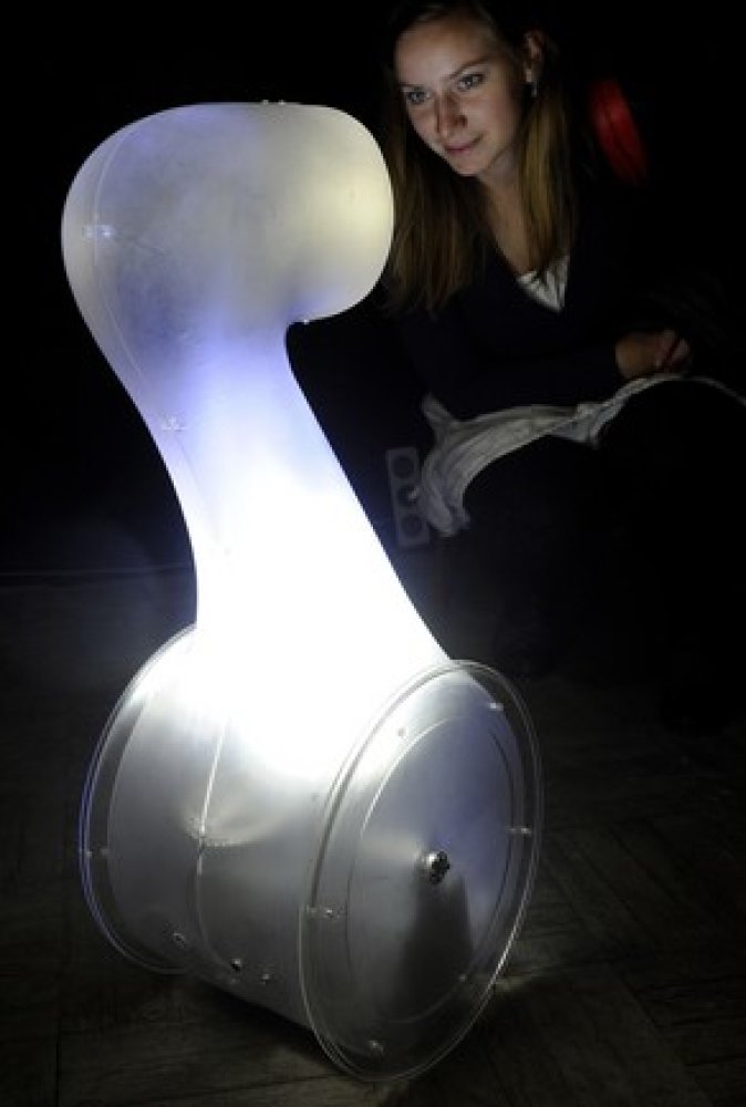 designblok Svítidlo Tvor od autora Jindřicha Vodičky.