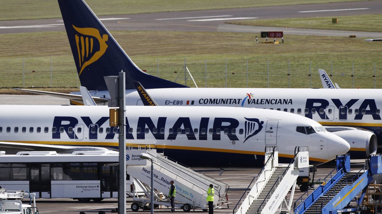 Stroje spolenosti Ryanair