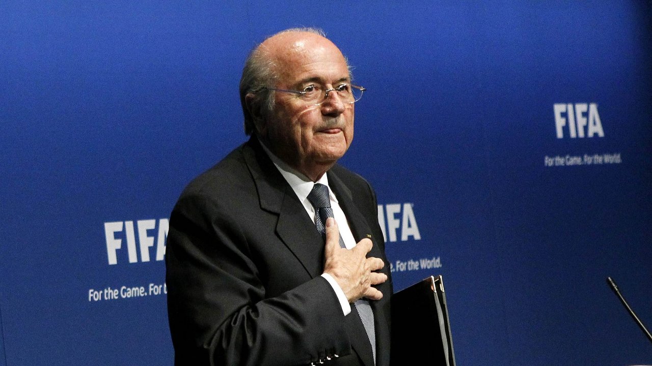 Sepp Blatter, f FIFA.