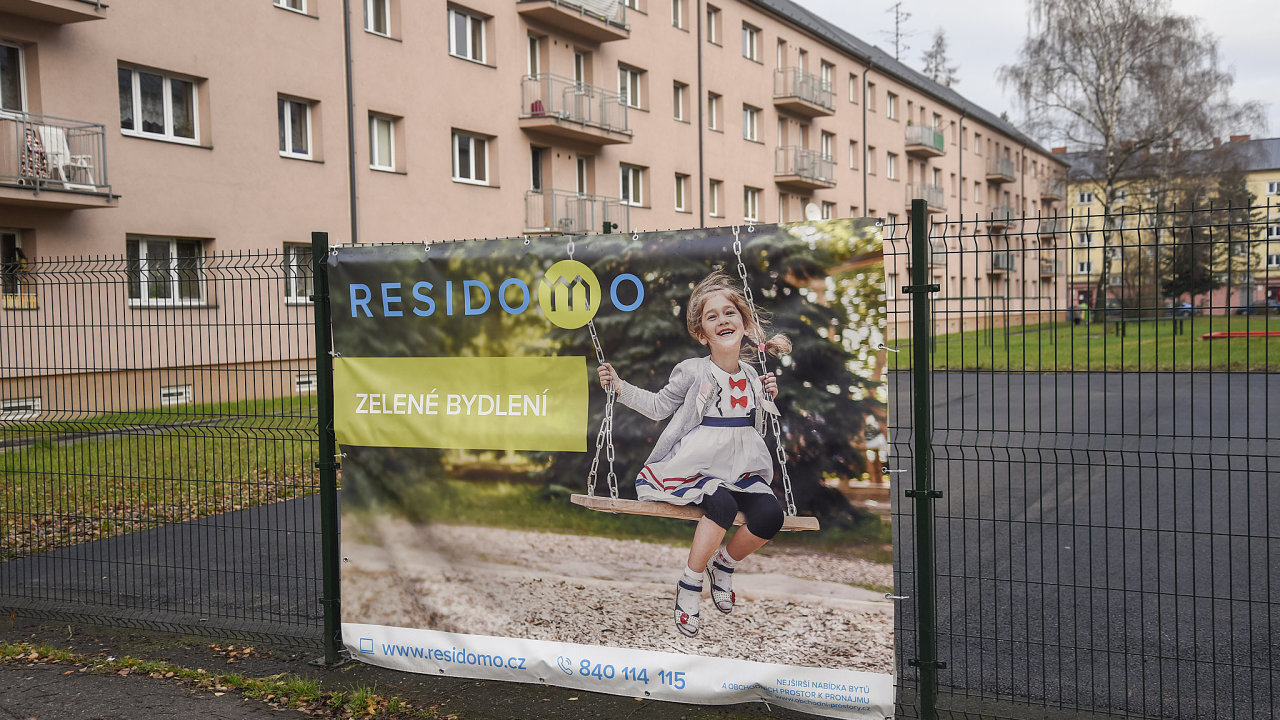 V roce 2017 nechal provozovatel njemnho bydlen Residomo obehnat sv byty plotem - Ilustran foto.