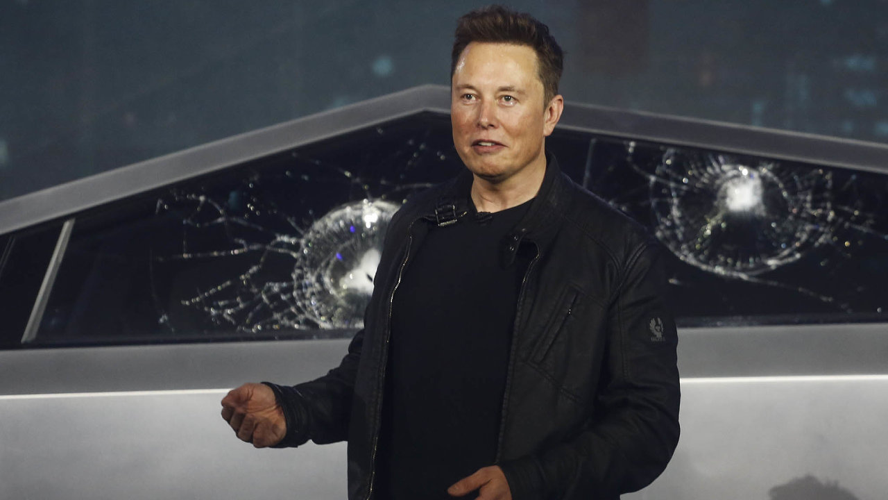 Cybertruck sfuturistickm designem by se podle Elona Muska mlzat vyrbt koncem roku 2021.