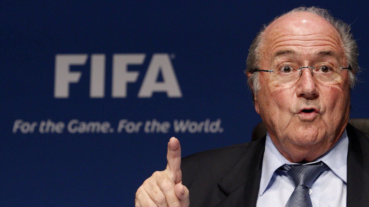Sepp Blatter, f FIFA