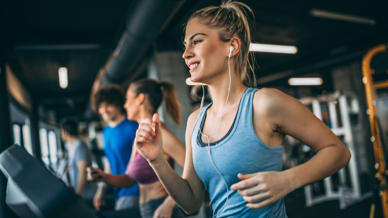 Kartu MultiSport u ns ve fitness centrech a dalch sportovnch zazench vyuv tm 300 tisc lid.