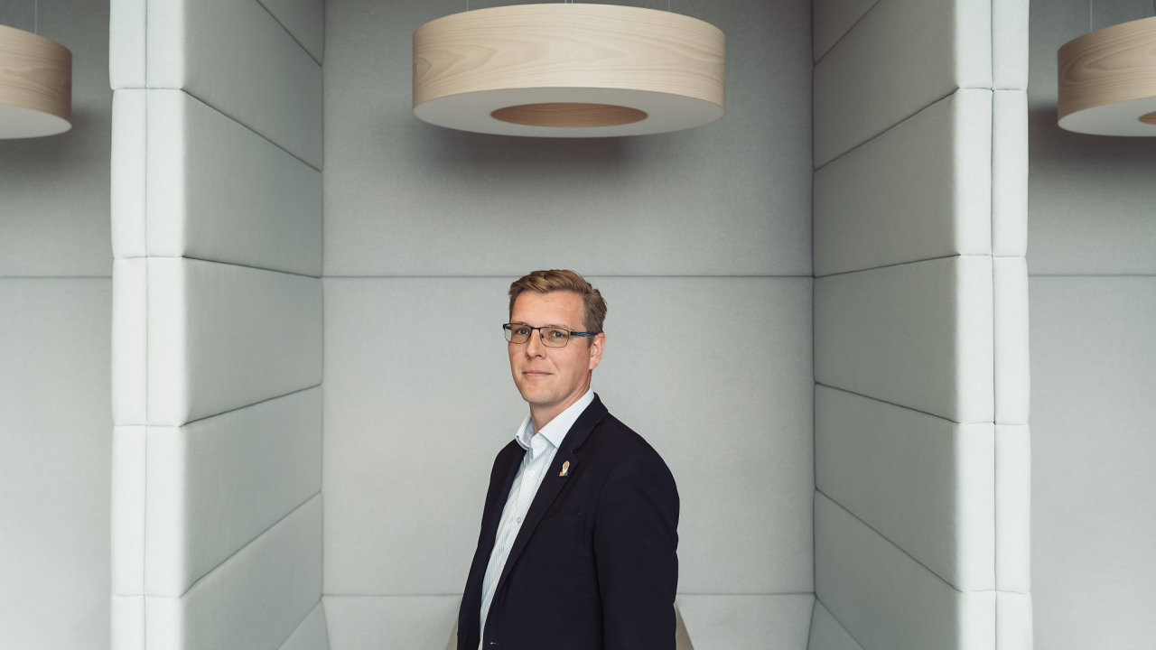 Uml inteligence chybuje. Typickm pkladem je, kdy nafaktue nen uveden mna nebo chyb DPH.