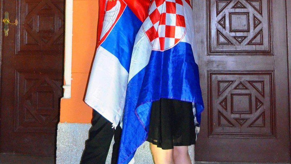 Srb a Chorvatka - spoluci z Mostaru