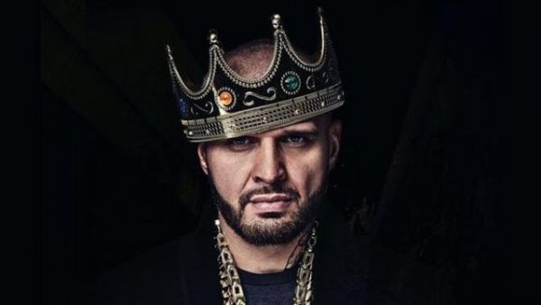 Rytmus a Pil C hraj&iacute; s vysok&yacute;mi kartami, v&iacute;t�z&iacute; ale jen rapov&yacute; veter&aacute;n