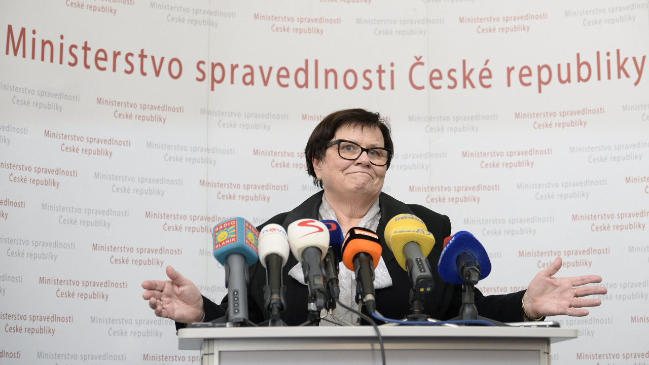 Nov ministryn spravedlnosti Marie Beneov byla uveden do funkce 30. dubna.
