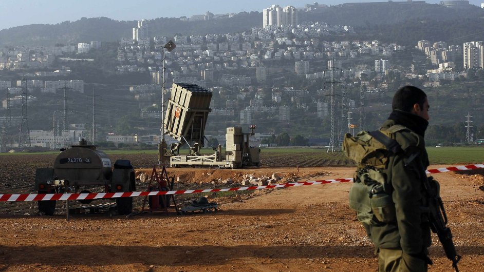 Izraelsk vojensk hldka u msta Haifa
