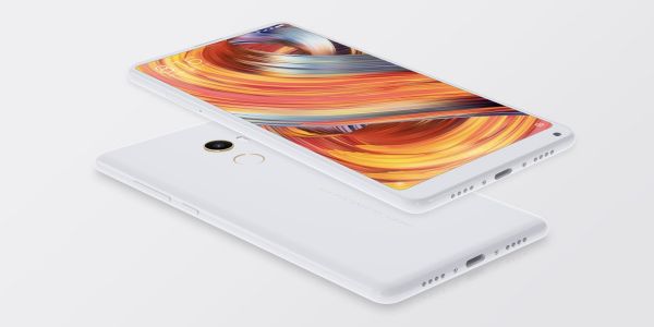 Xiaomi Mi Mix v bile barve