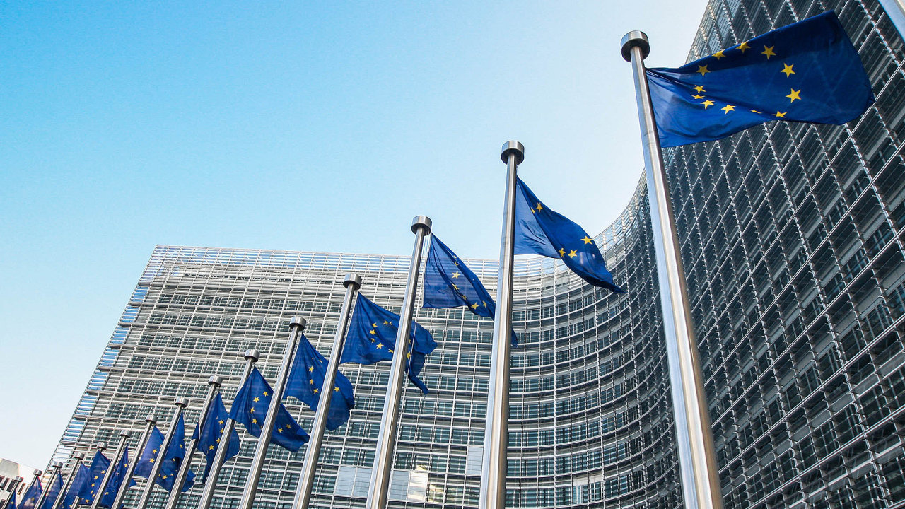 Evropsk komise navrhla nstroje, kter maj podle n zajistit lep fungovn spolen evropsk mny euro.