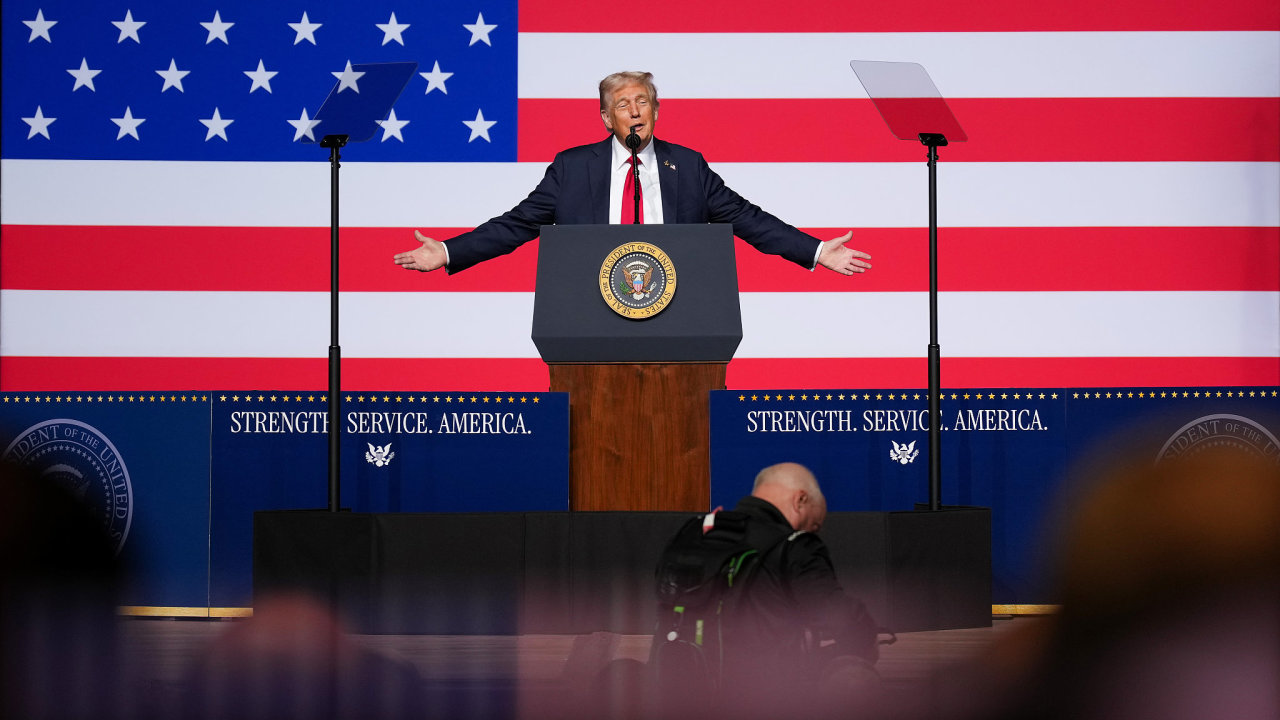 Trump v ter ekl americkm generlm, e by mli trnovat sv vojky v ulicch americkch mst pi potlaovn nepokoj.