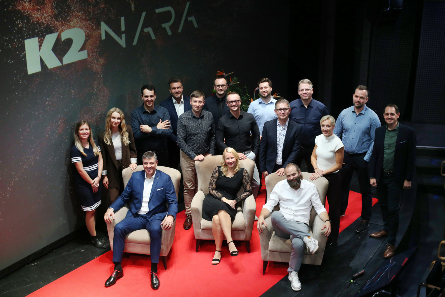 Symbiza – soulad dvou odlinch svt = informan systm, respektive cel firma mus fungovat s lidmi, nikoli navzdory nim – zn zsadn mylenka konference.