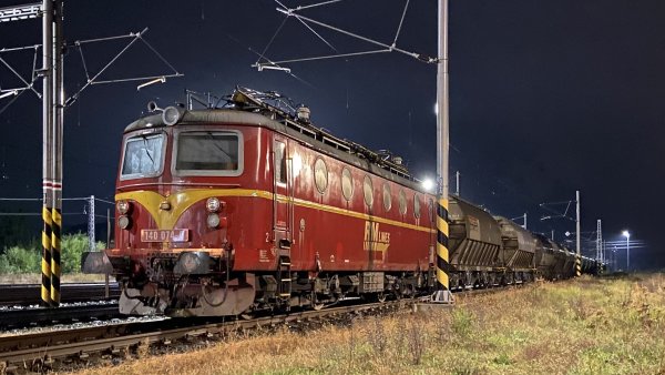 Naprost� veter�n. RM Lines se proslavily i t�m, �e provozovaly lokomotivu...