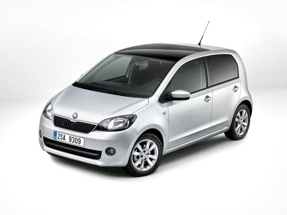 Škoda Citigo Nejnovější a nejlevnější zástupce vozů na zemní plyn. Stojí ve verzi CNG od 254 900 Kč ve třídveřové verzi a o deset tisíc víc v pětidveřové. Pohání jej litrový tříválec s maximálním výkonem 50 kW.