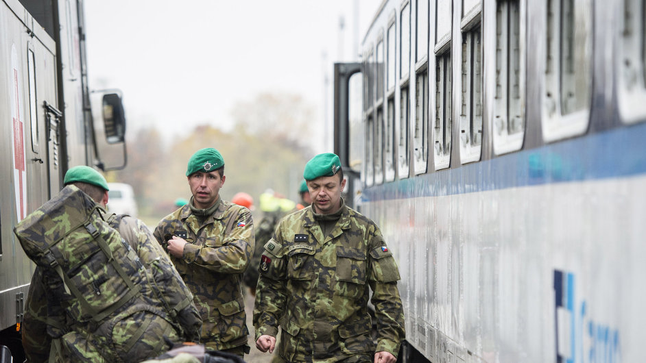 Vojci odjd z Hradce Krlov do Slovinska pomhat s migrac. Oficiln se vojci 15. enijnho pluku a odborn zdravotnick personl Agentury vojenskho zdravotnictv zastn cvien BLED 2015.