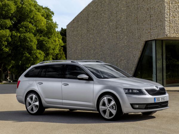 Škoda Auto zaznamenala rekordní měsíc. Škoda Auto zaznamenala rekordní měsíc.