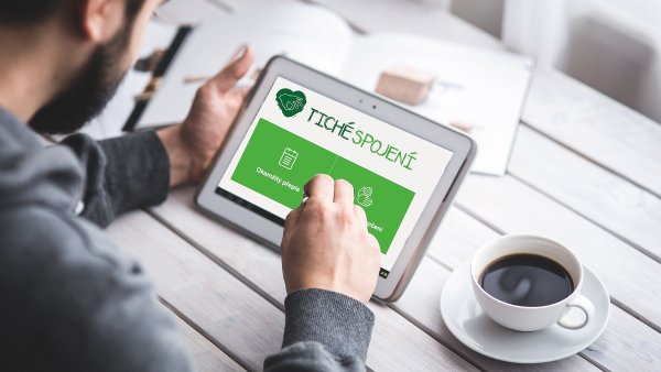 Služba Tiché spojení pro neslyšící a nedoslýchavé nově pomáhá i klientům Vodafonu.